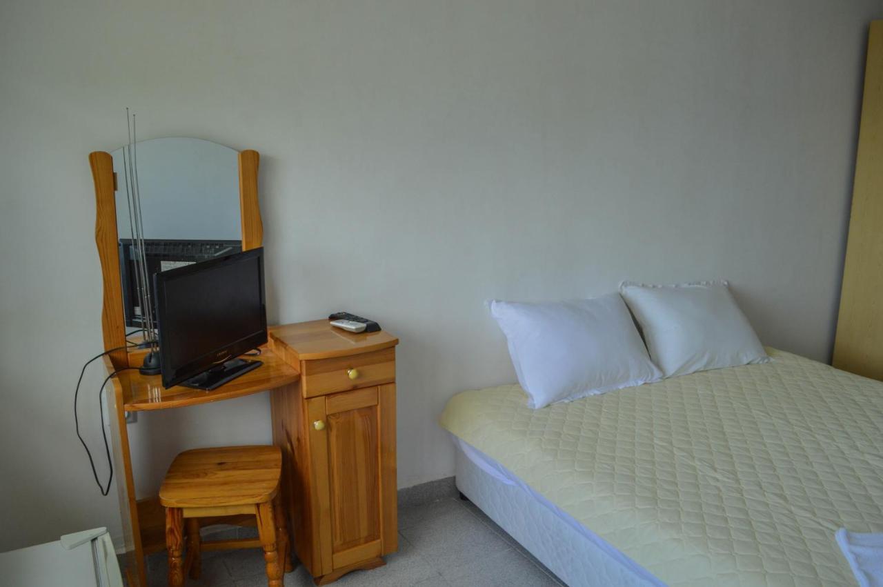 Hotel Romantika Varna Esterno foto