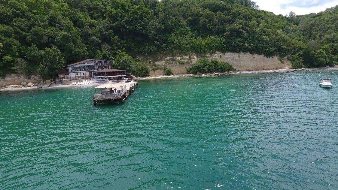 Hotel Romantika Varna Esterno foto